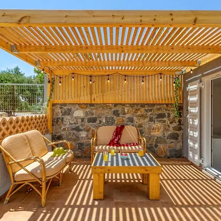 Alpha By Villa Hersonissos (Crete)