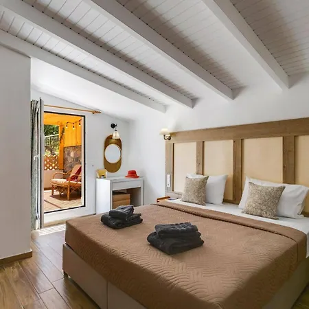 Villa Alpha By Hersonissos (Crete)